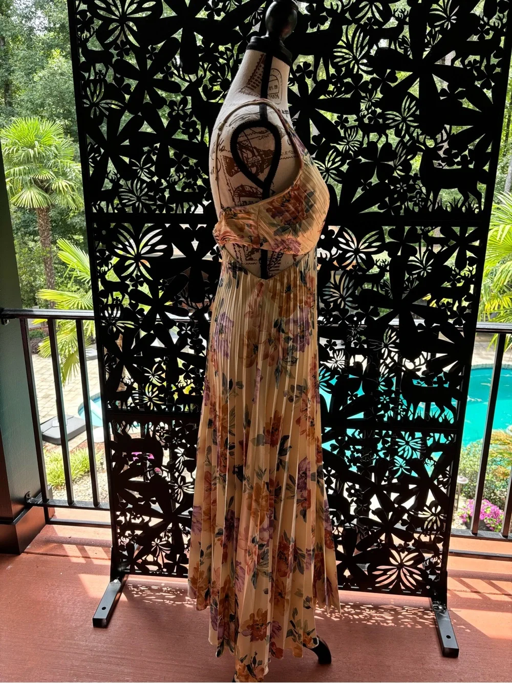 Abercrombie & Fitch Peach Floral Pleated Maxi Dress